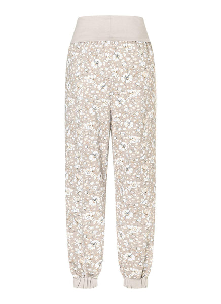 Burda - 5591 Ladies Pants & Shorts