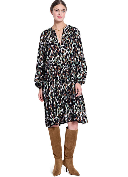 Burda - 5605 Ladies Dress & Blouse