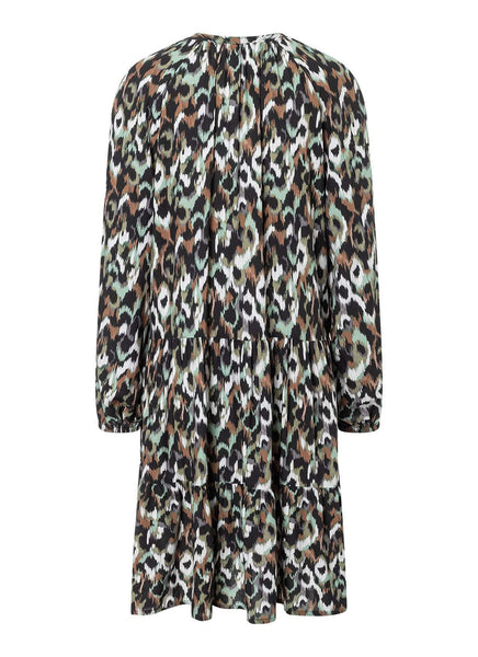 Burda - 5605 Ladies Dress & Blouse