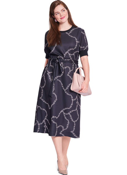 Burda - 5651 Ladies Hoodie & Dress