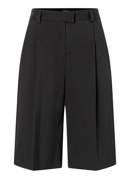 Burda - 5672 Ladies Shorts