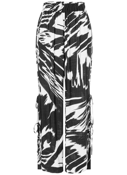 Burda - 5743 Ladies Trousers