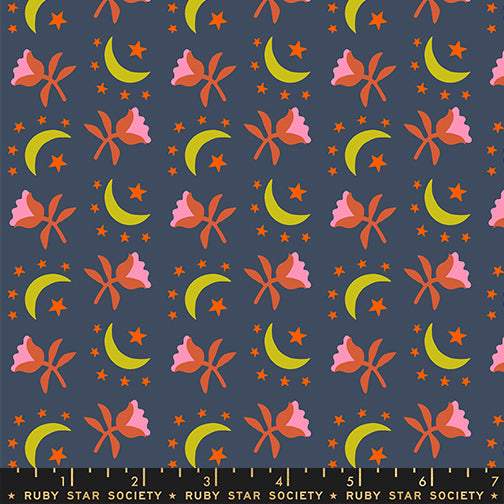 Catnap Moonflower By Alexia Abegg Of Ruby Star Society For Moda Smoke