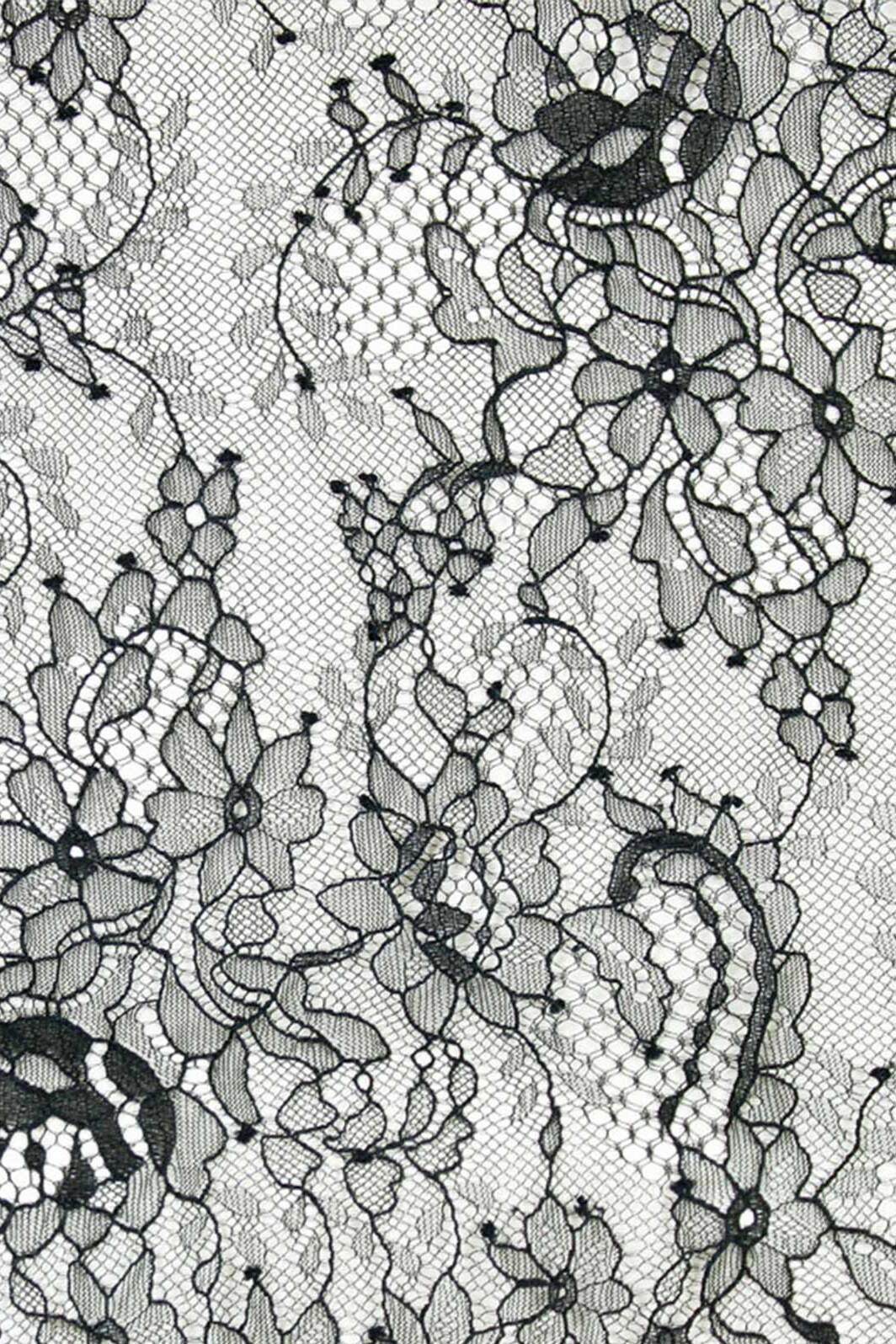 Chantilly Lace Black