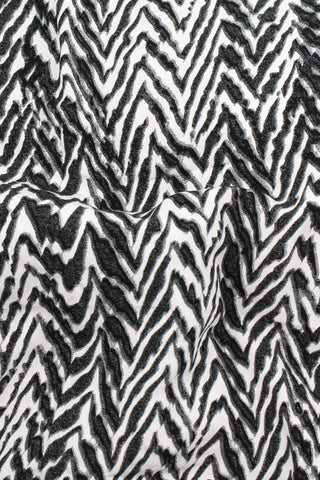 Chevron Miro Crepe Ivory / Black