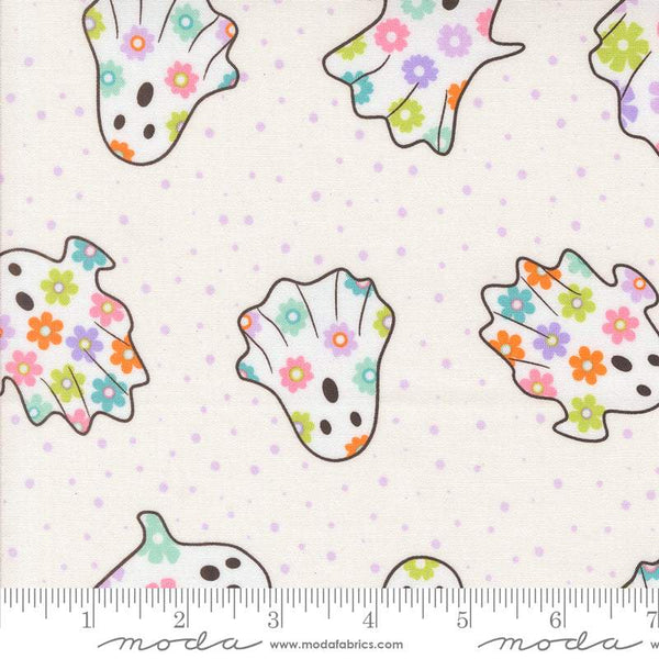Fab Boo Lous Dancing Ghosts By Me And My Sister For Moda Ghostly