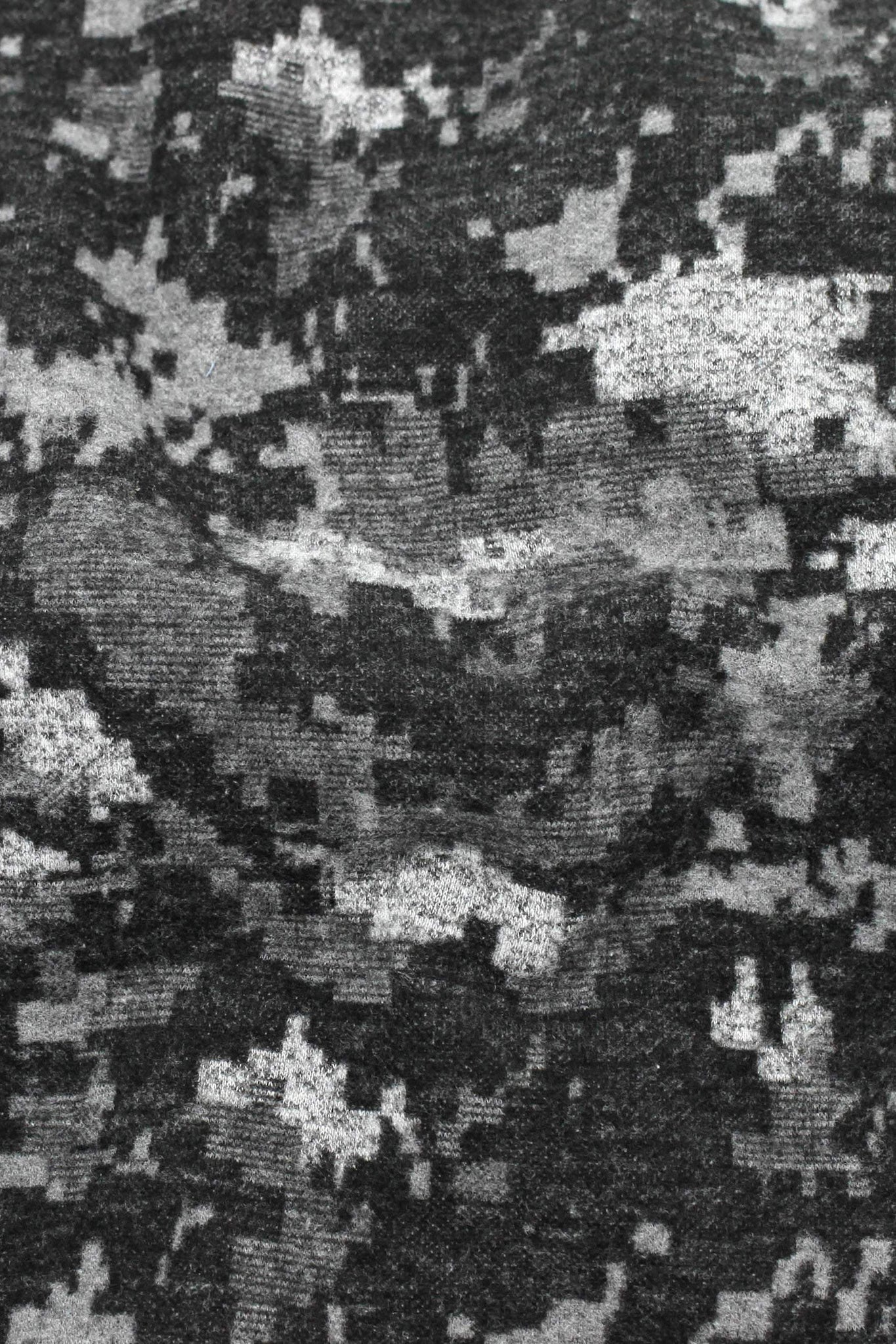 Frost Digital Sweater Knit Grey / Black