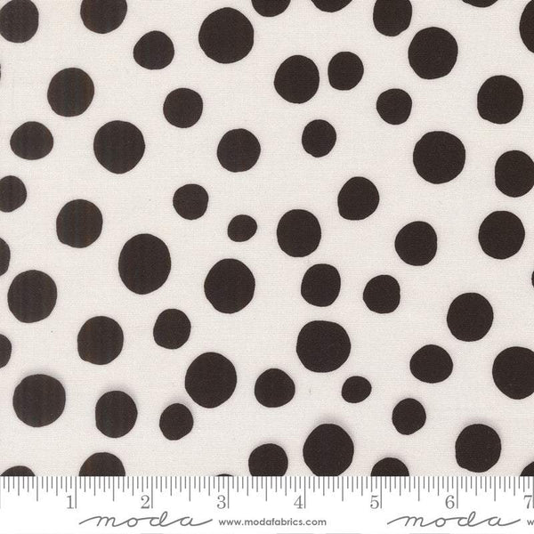 Funny Valentine Big Dots By Lizzy House For Moda Champagne