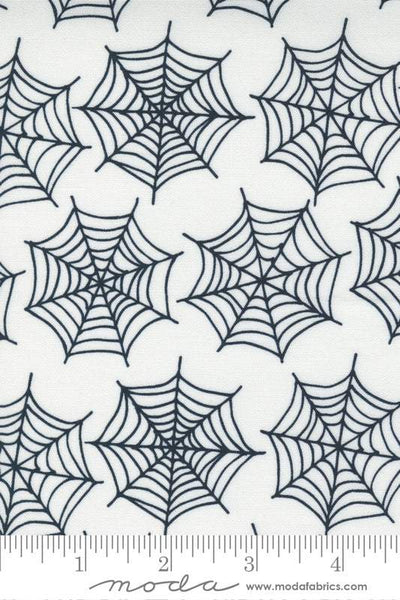 Halloween Spider Webs By Stacy Iest Hsu For Moda Ghost
