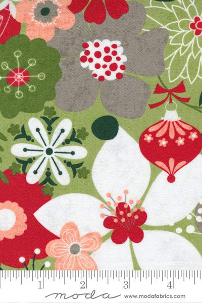 Hustle And Bustle Holiday Floral by Basicgrey for Moda Pear