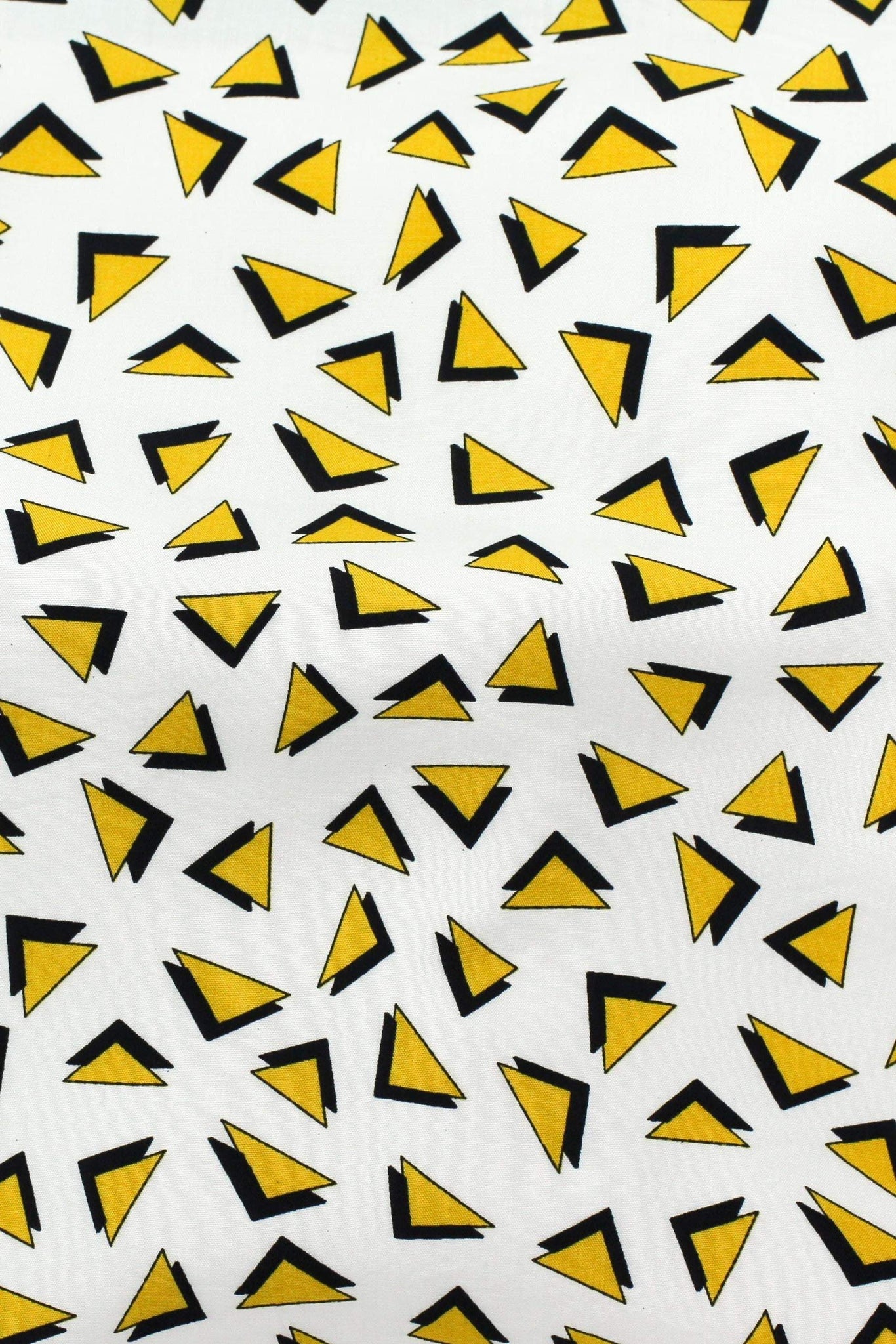 Picasso Retro Triangles Off White / Mustard