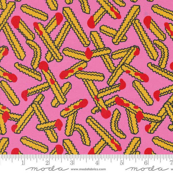 Snack Shack Lay Off Me I'm Starving By Crystal Manning For Moda Berrylicious